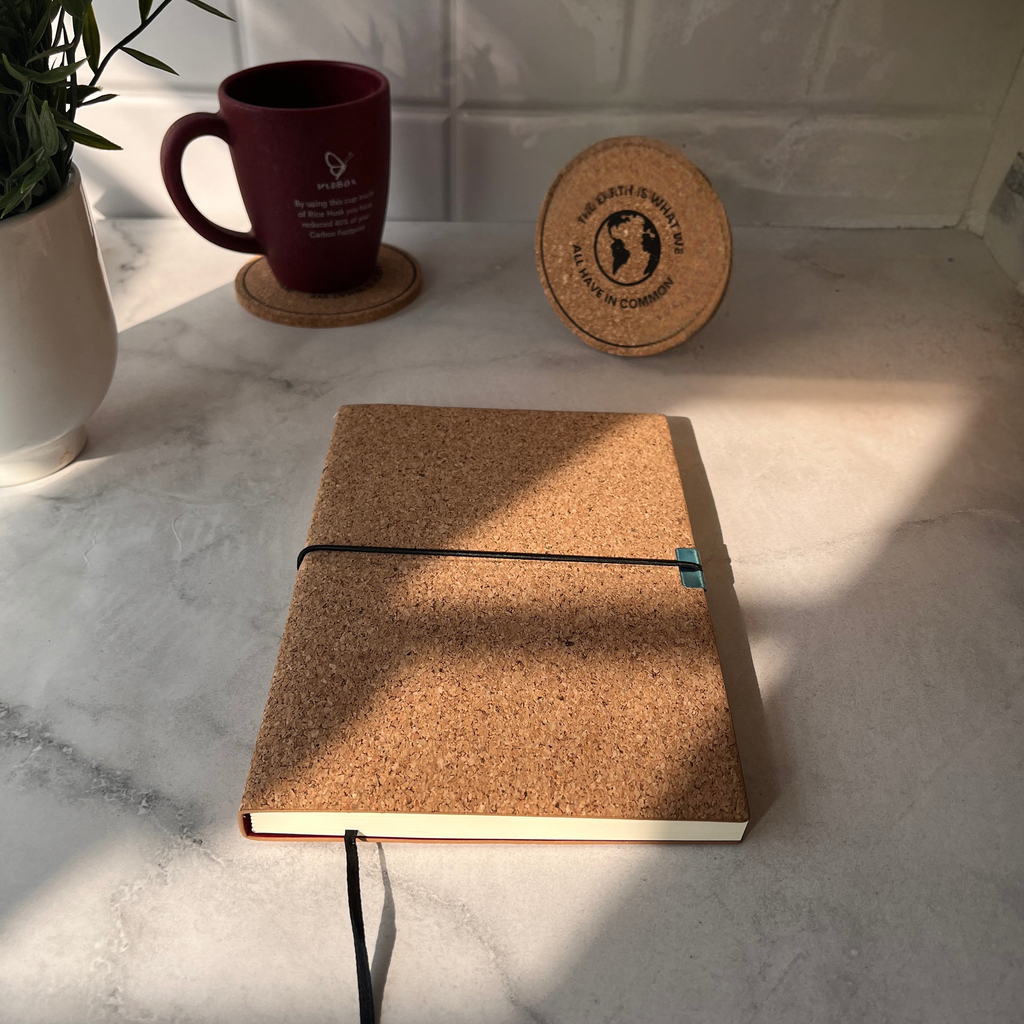[E-COM00000077] Cork Diary (String)